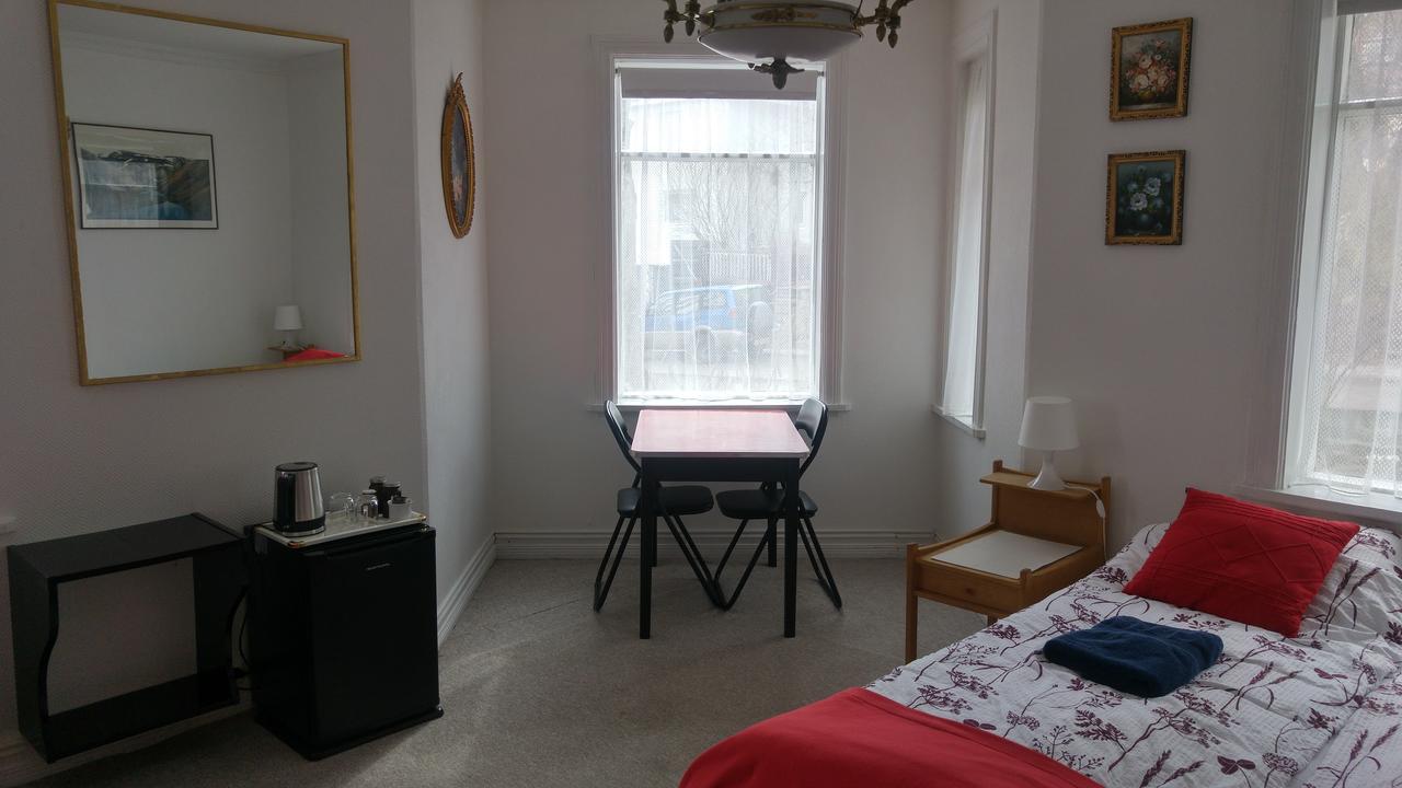 Guesthouse Solgardar Akureyri Buitenkant foto