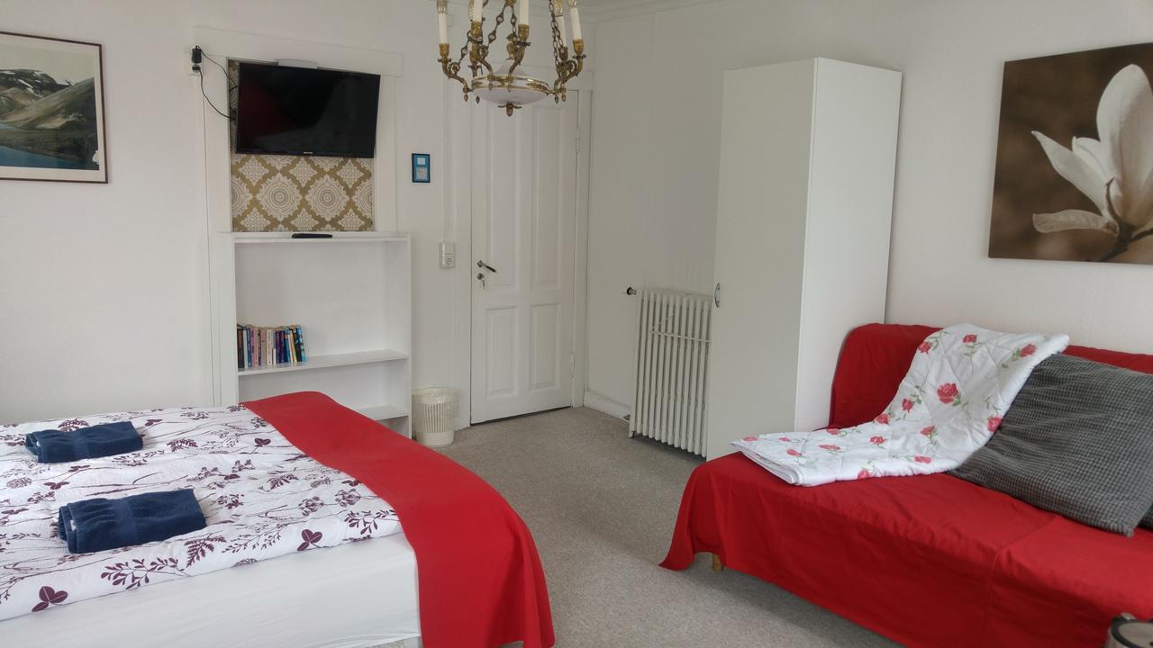 Guesthouse Solgardar Akureyri Buitenkant foto