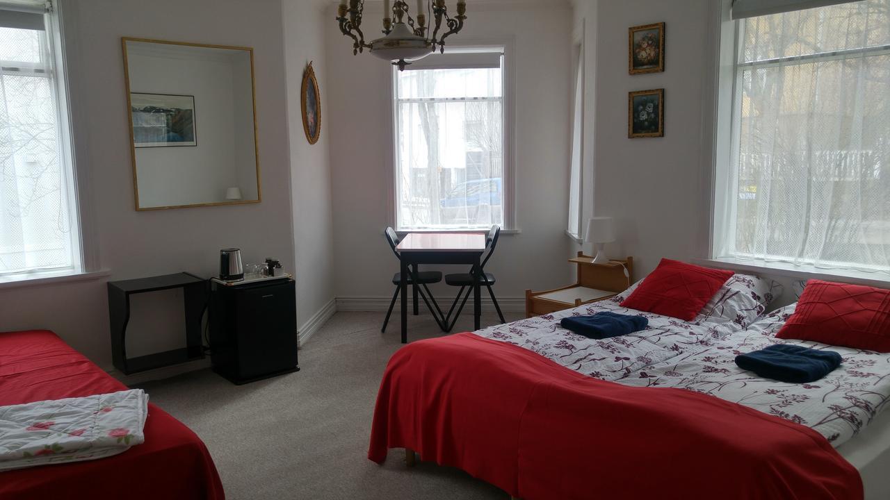 Guesthouse Solgardar Akureyri Buitenkant foto
